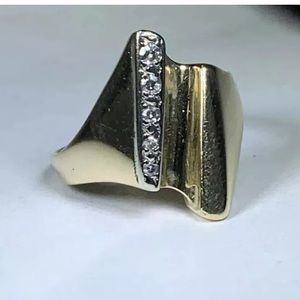 14k Solid Gold Ladies Real Diamonds Ring Sz 6 5/8
